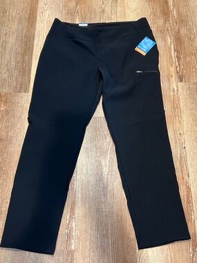 Columbia Women's Fleece Lined Omni Shade Hiking Pant Black XXL